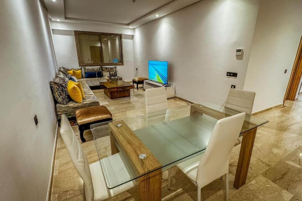 Agadirbay Centre Piscine 5 Mnt A Pied 公寓 *